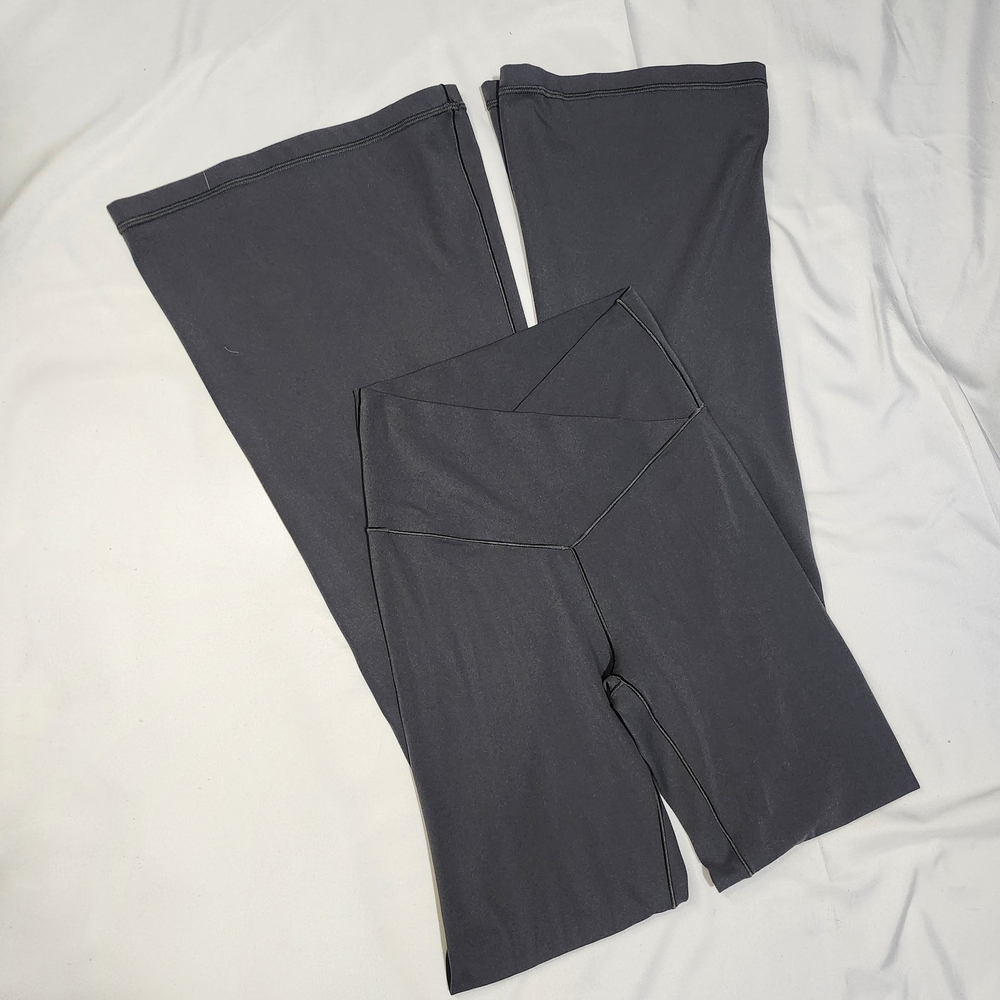Offline Crossover Waist Flare Leggings